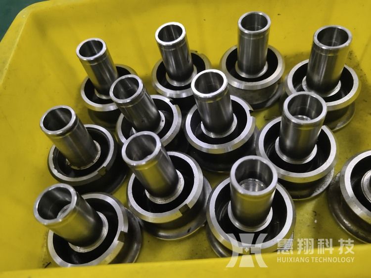 五金模具配件具有的特性